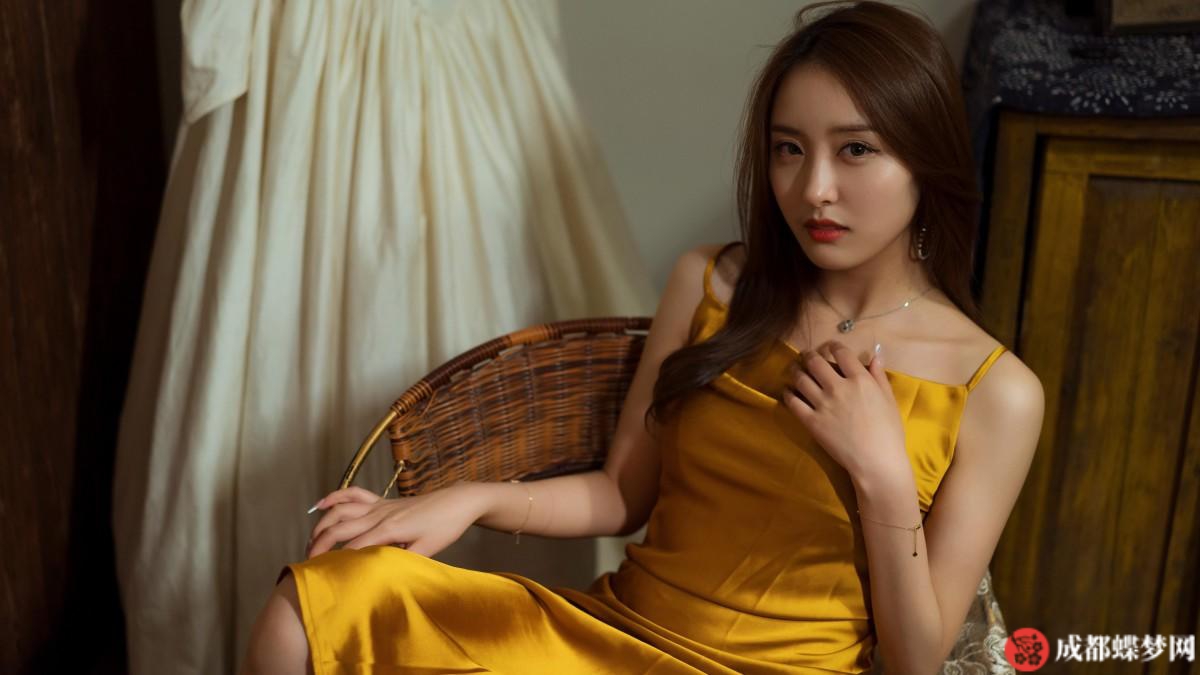 我在成都省体育馆减压足疗会馆，这家会所足够让你爽到尖叫