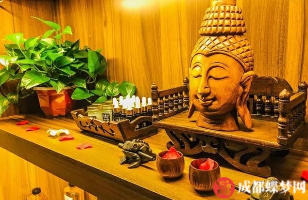 成都青龙街附近足疗会所门店,手法很专业，动作也很轻柔